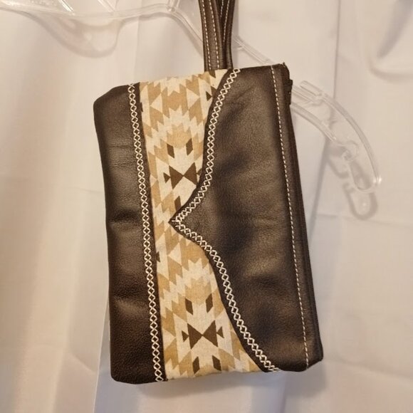 New Western theme Faux leather Clutch Wristlet Mustard Brown wallet envelope bag - Picture 3 of 7